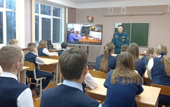 Профориентационная встреча с представителем Ошмянского РОЧС