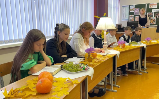 Неделя родительской любви. Литературная гостиная в 6 классе "Образы матери и отца в произведениях" (в рамках акции "Чистота слова - чистота души")