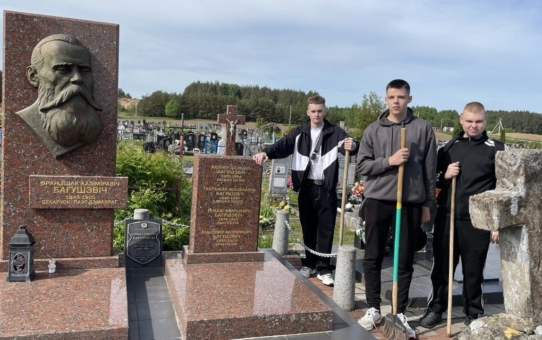 Акция "Сохраним память на века"